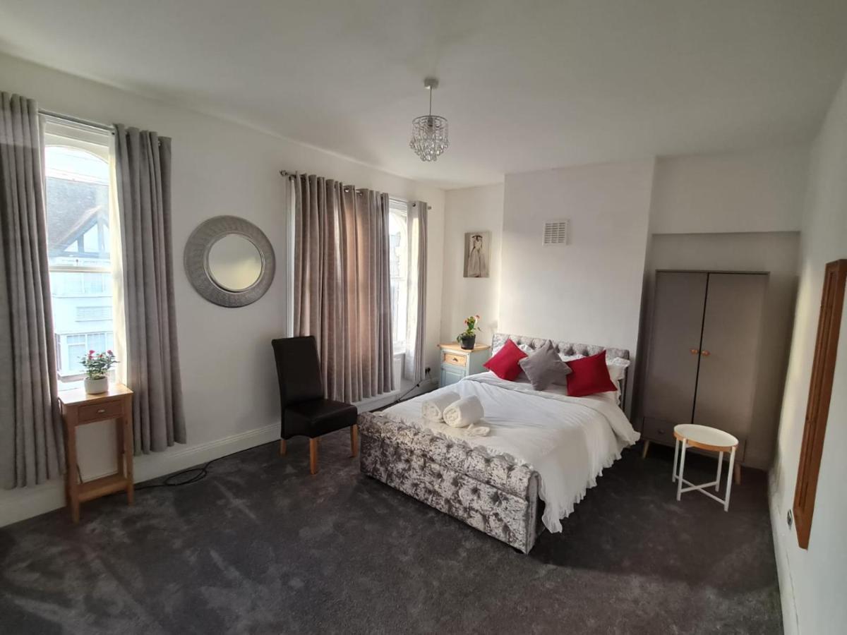 Casa de férias 3-bed House In Self-contained In Ladywell