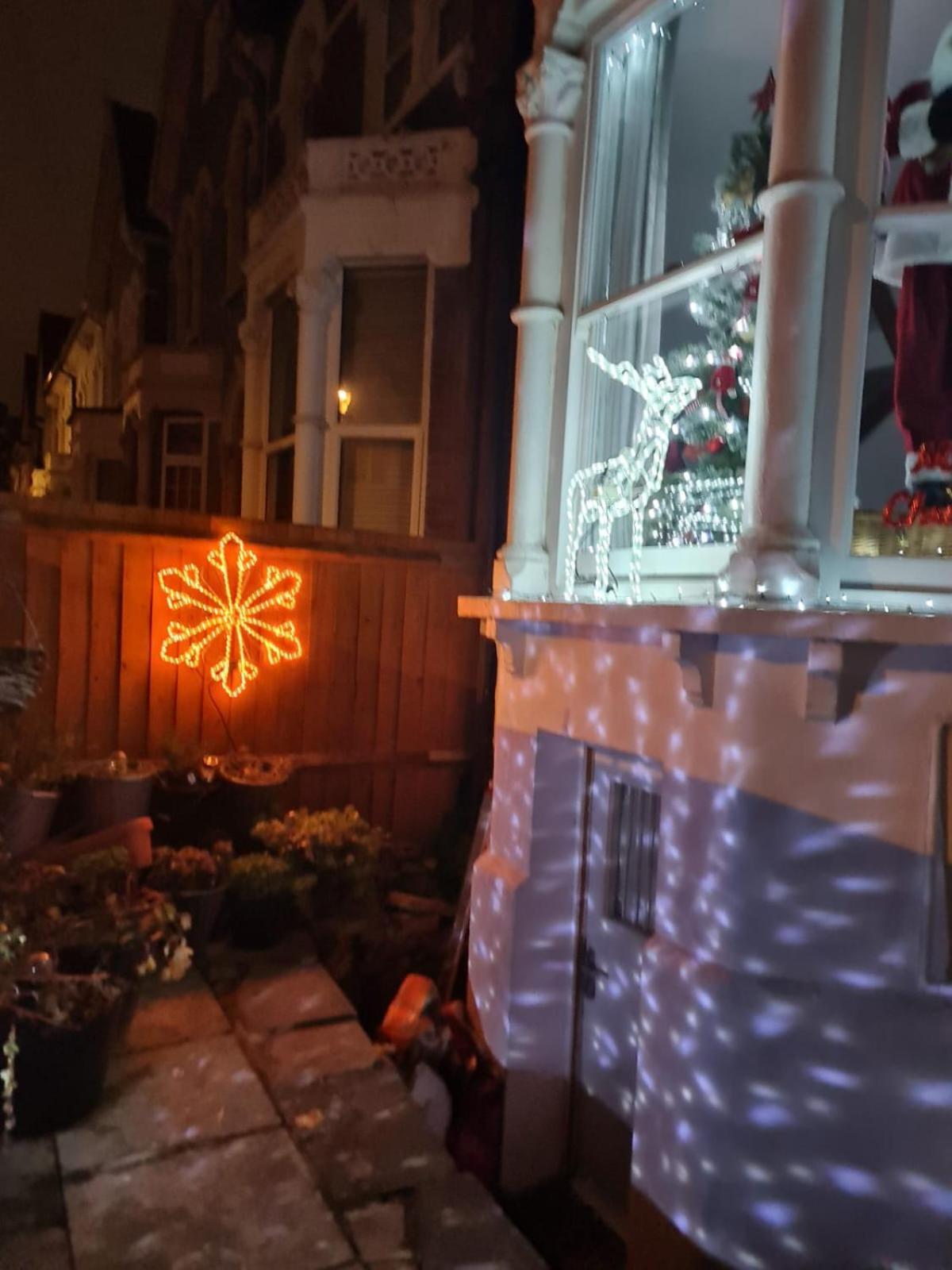 3-bed House In Self-contained In Ladywell Casa de férias *